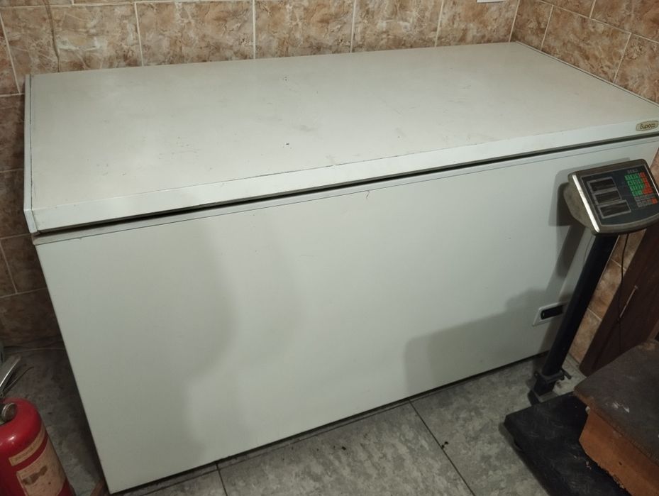 Продам большие морозильные камеры