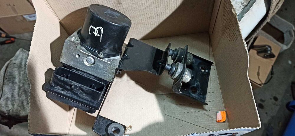 ФОЛКСВАГЕН ФОКС 1.2 бензин климатик на части VW Fox