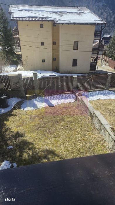 Vila duplex de vanzare cu 4 camere in Azuga