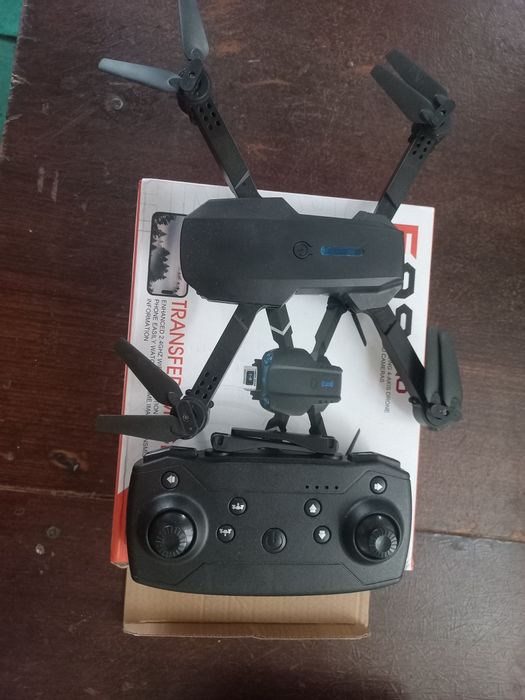 Продам дрон е99 минус не подключается пульт