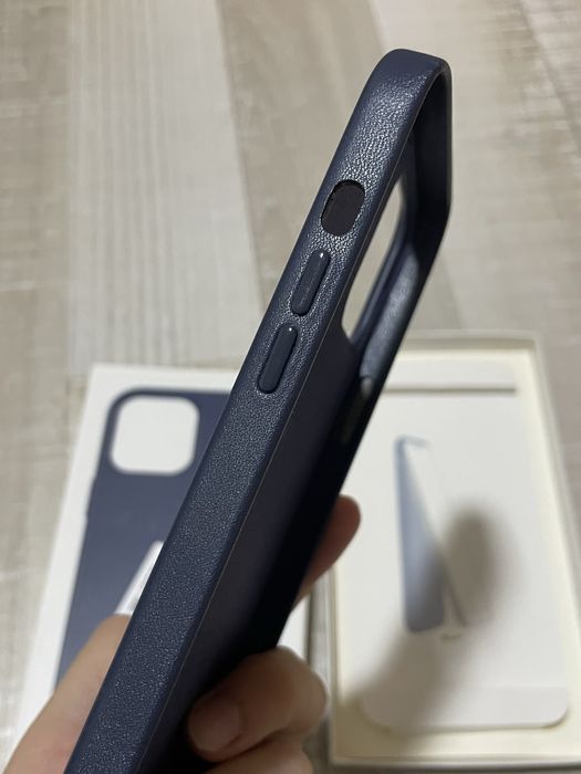 Нов Кейс за iPhone 12 Pro Max - Изкуствена кожа