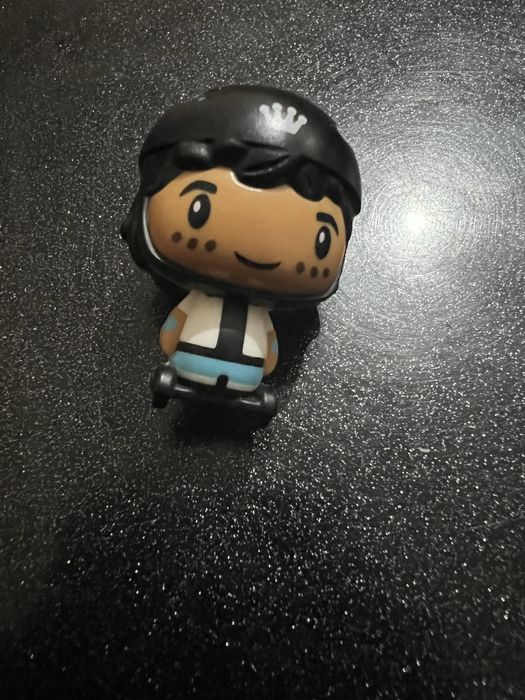 Kinder stranger oʻyinchoqi