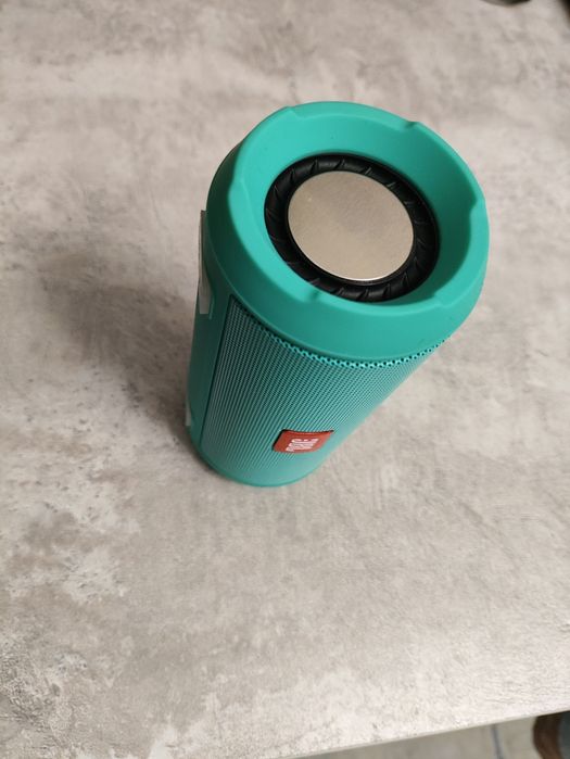 Колонка JBL в поездку