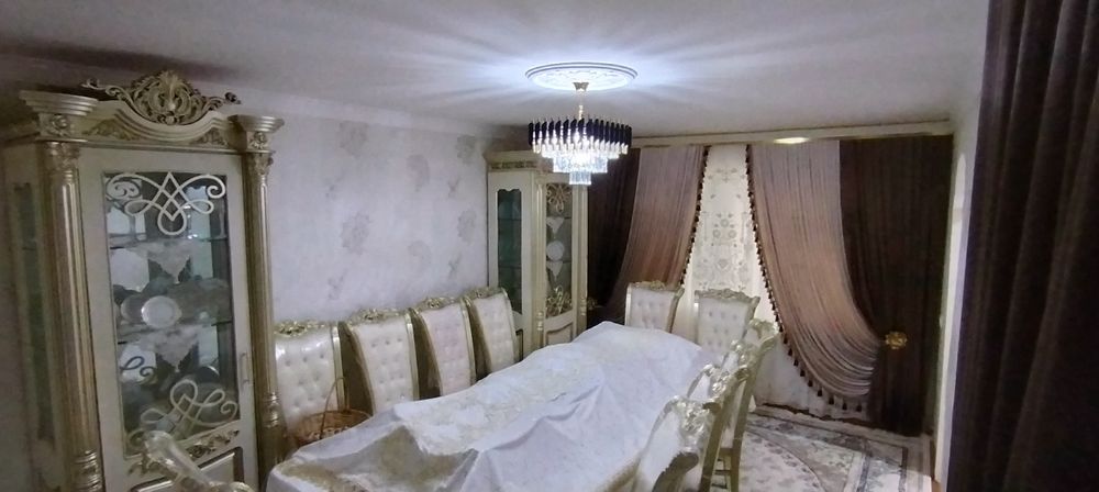 Продаётся 2хком квартира в Нурафшон