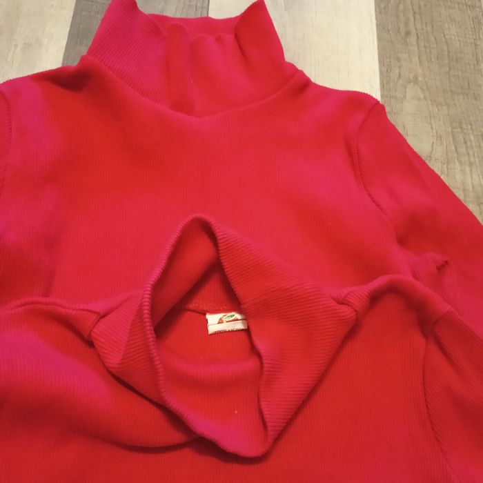 Кофточки трикотаж на 7-8лет