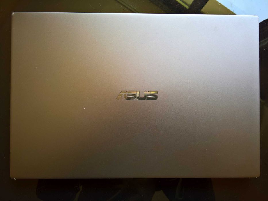 15.6" ASUSPRO P3540, i7-8565U, 16GB DDR4, 240GB SSD, лицензиран Windows