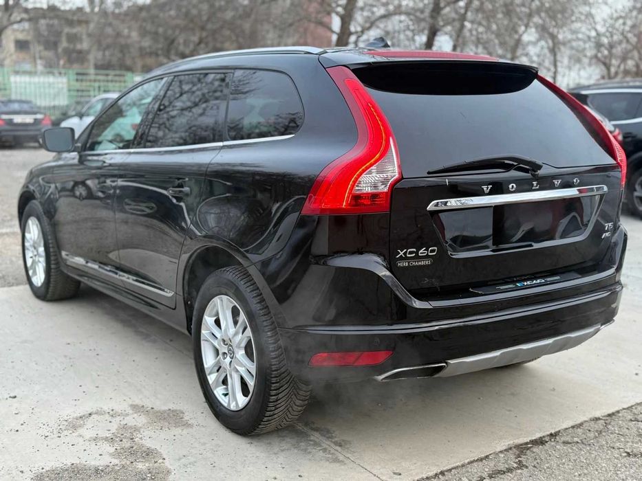 Volvo XC60 Бенз/ГАЗ* ПОДГРЕВ* 4х4* КАМЕРА* АВТОПИЛОТ  СПЕЩНО ПРОДАВА
