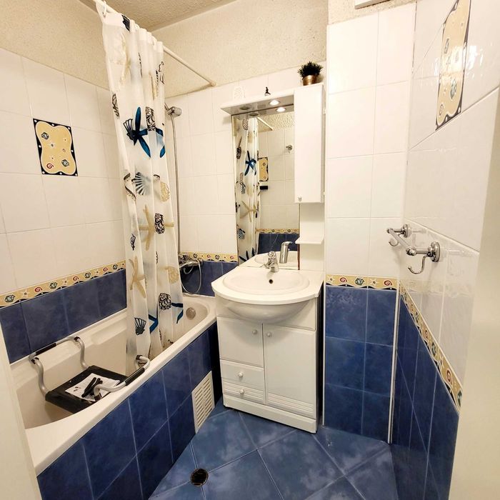 Дава се под наем Тристаен апартамент в Плевен, Индустриална зона - 84 кв.м за 698.19 € - Снимка #4