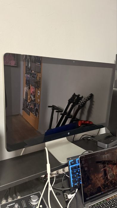 Apple Cinema Display 27”