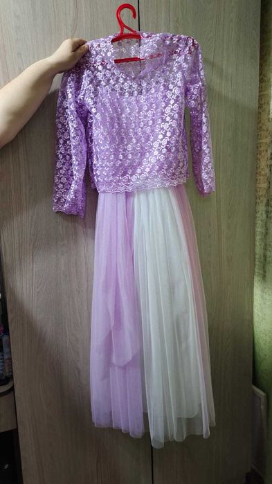 Продам платье 38 размер