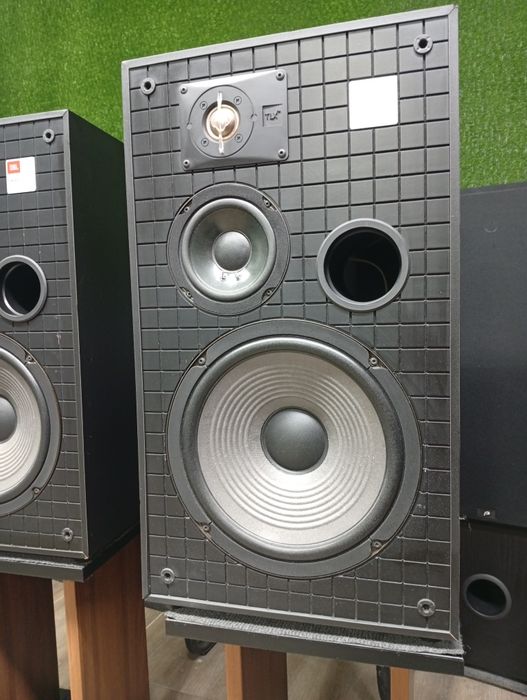 Тонколони JBL TLX-9