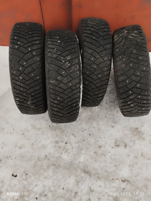 Продам резину зима Goodyear 15