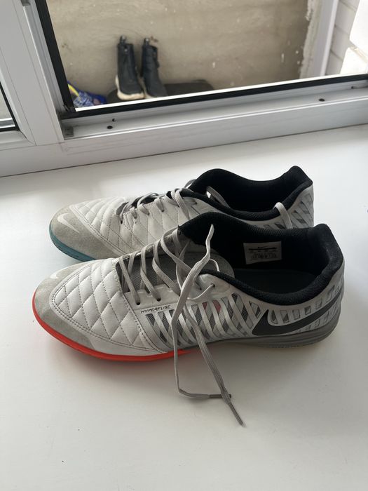 Футзалка Nike LunarGato II IC