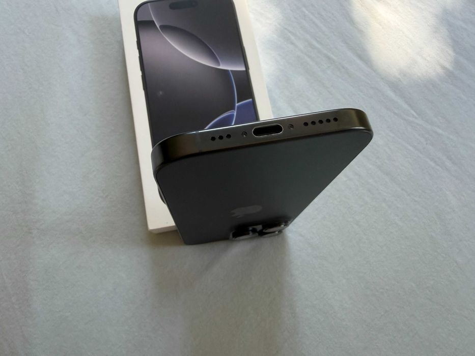iPhone 16 Pro Black Titanium/128 GB