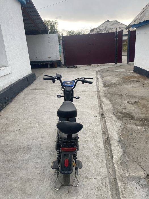 Элекртонный скутер 350в