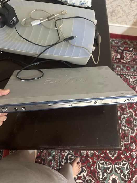 DVD плеер sony в хорошем состоянии