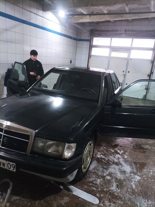 Продам Мерседес 190