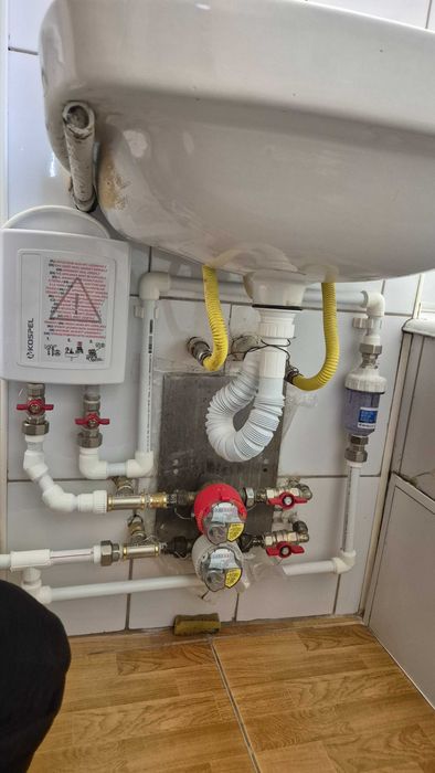 Instalatii sanitare + diverse reparatii (info in descriere)