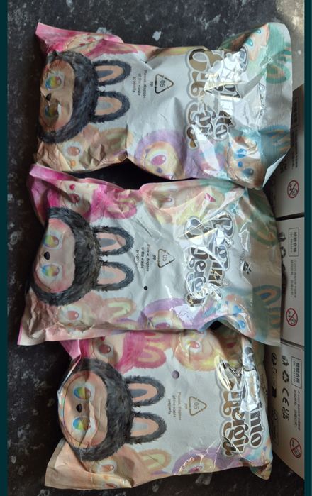 LaBubu surpriza Big into Energy - The Monsters