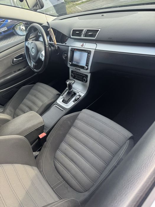 Vw Passat cc 2010-se poate vedea in București sau Slatina