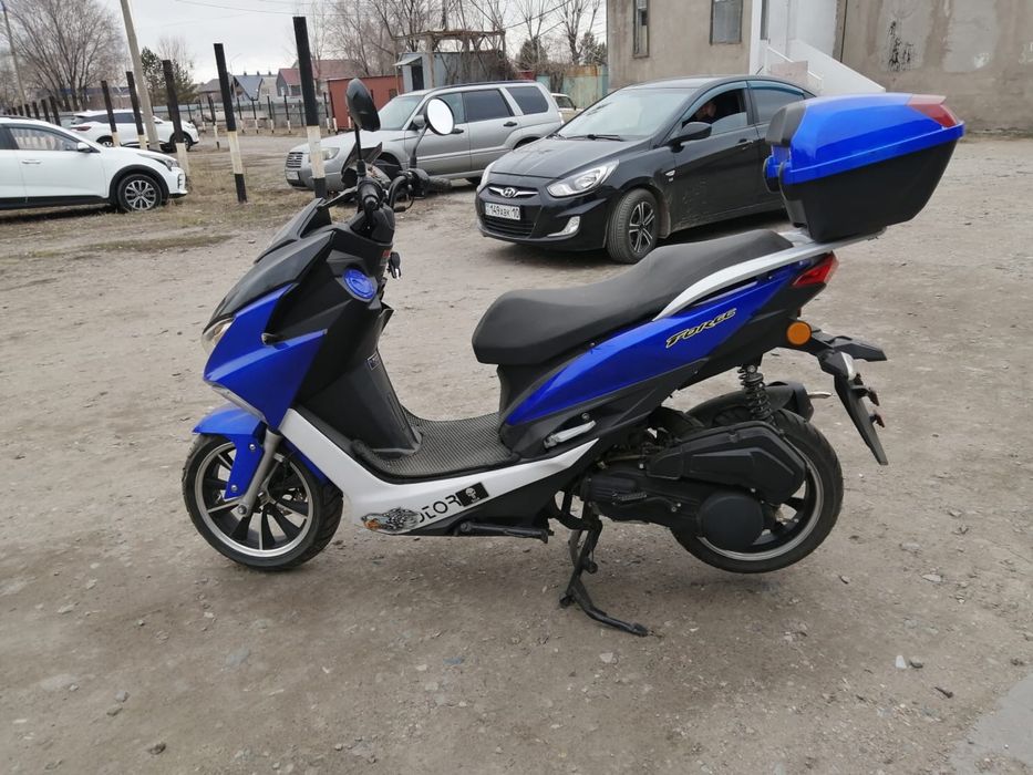 Продам скутер в отличном состоянии.
