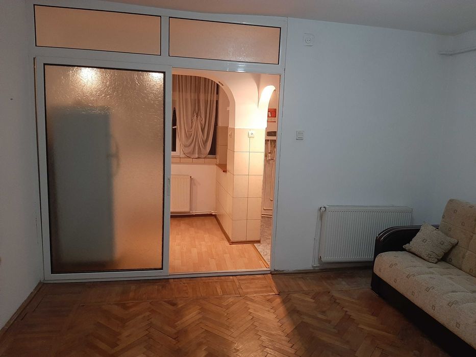 Vând garsonieră Balș