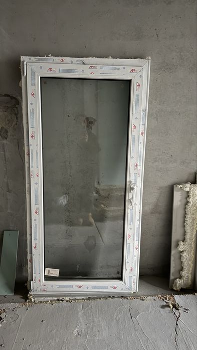 Пластиковое окно и дверь