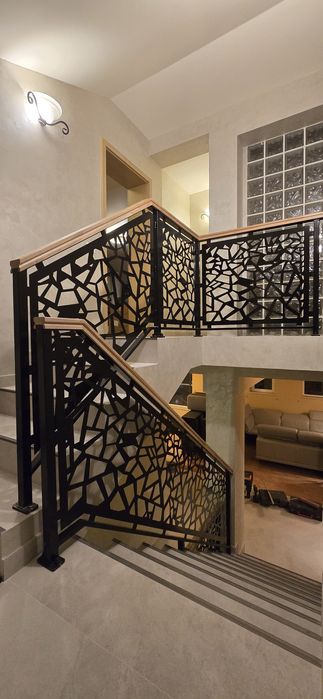 Porți, garduri, balustrade, scări metalice, confecții metalice