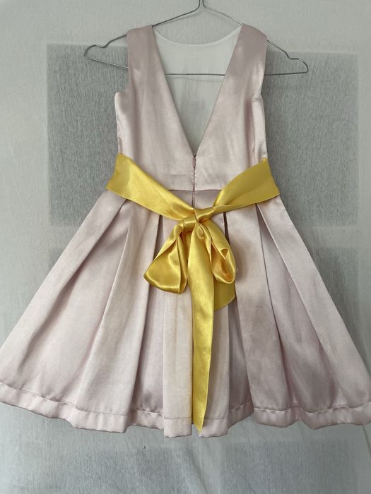 Официални рокли за момиче