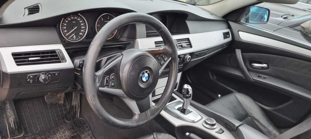 Plansa de bord negru BMW seria 5 E60 E61 LCI start stop