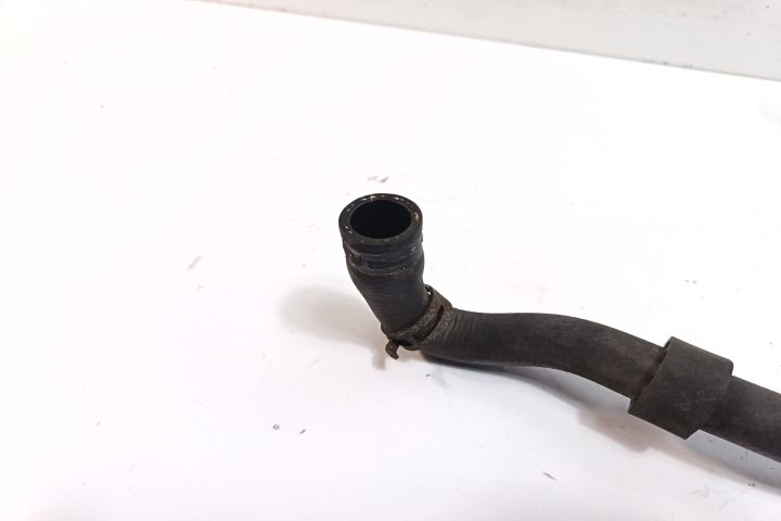 Furtun apa racire motor 7L6121058AK Volkswagen VW Touareg generatia 1