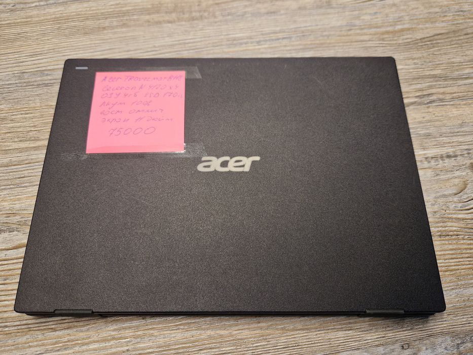 Компакнтный ноутбук Acer TravelMate B118-M