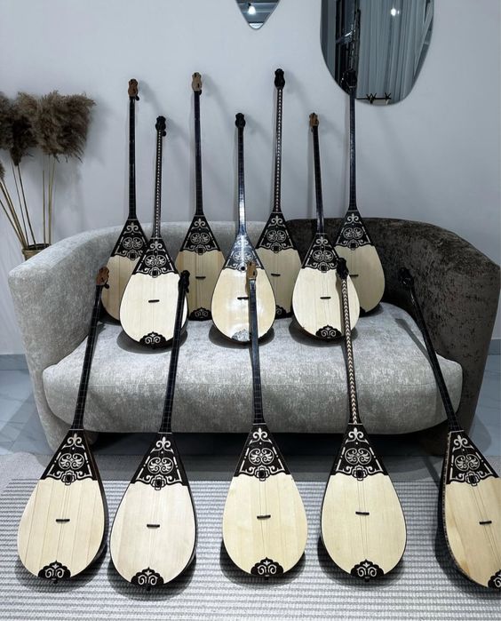 Домбыра шеберханадан тікелей алыңыз