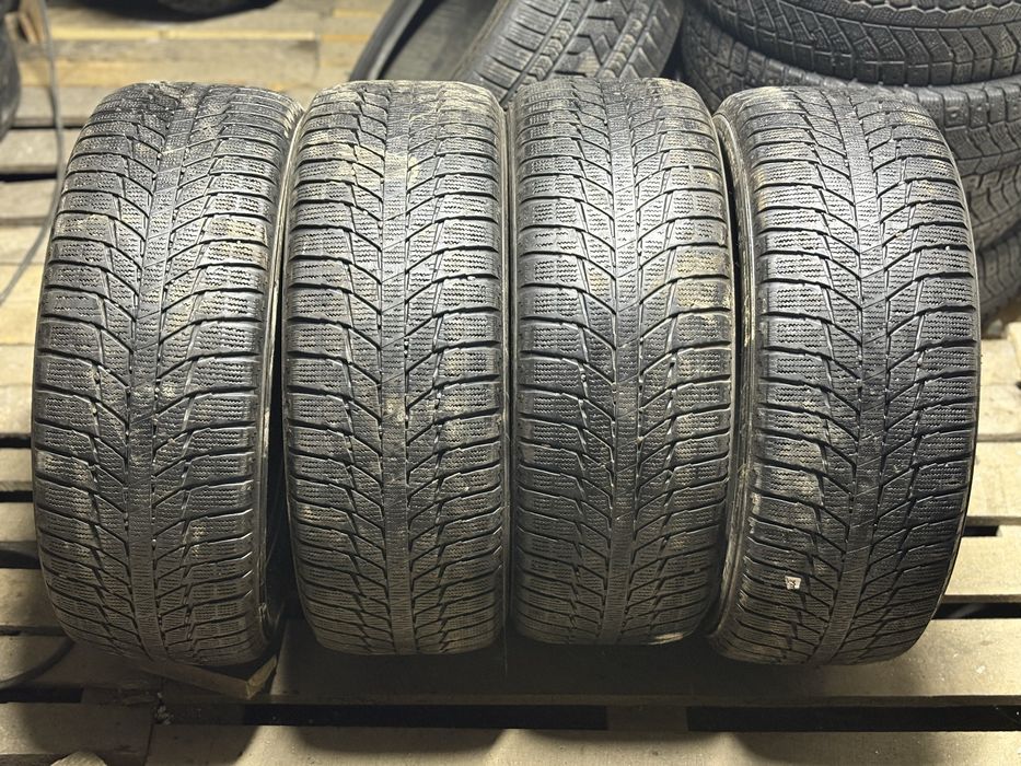 225/55/17 комплект зима