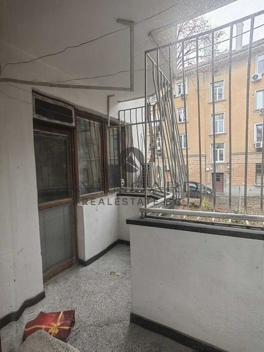 Продава се Тристаен апартамент в Пловдив, Център - 109 кв.м за 2152 €/кв.м - Снимка #12