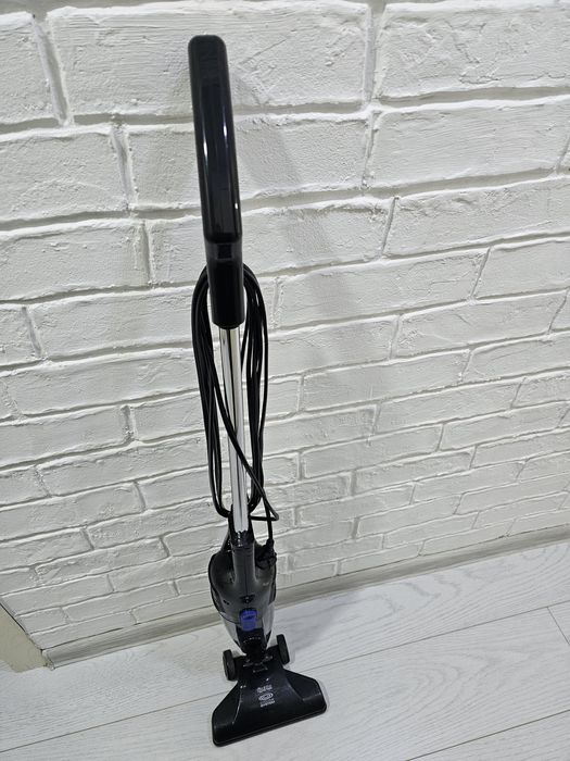 Пылесос вертикальный  ENDEVERVC-286 черный, б/у