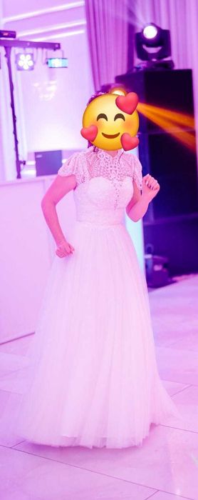 Rochie de mireasă tip prințesă, dantelă cu cristale – S-M, 2000 lei