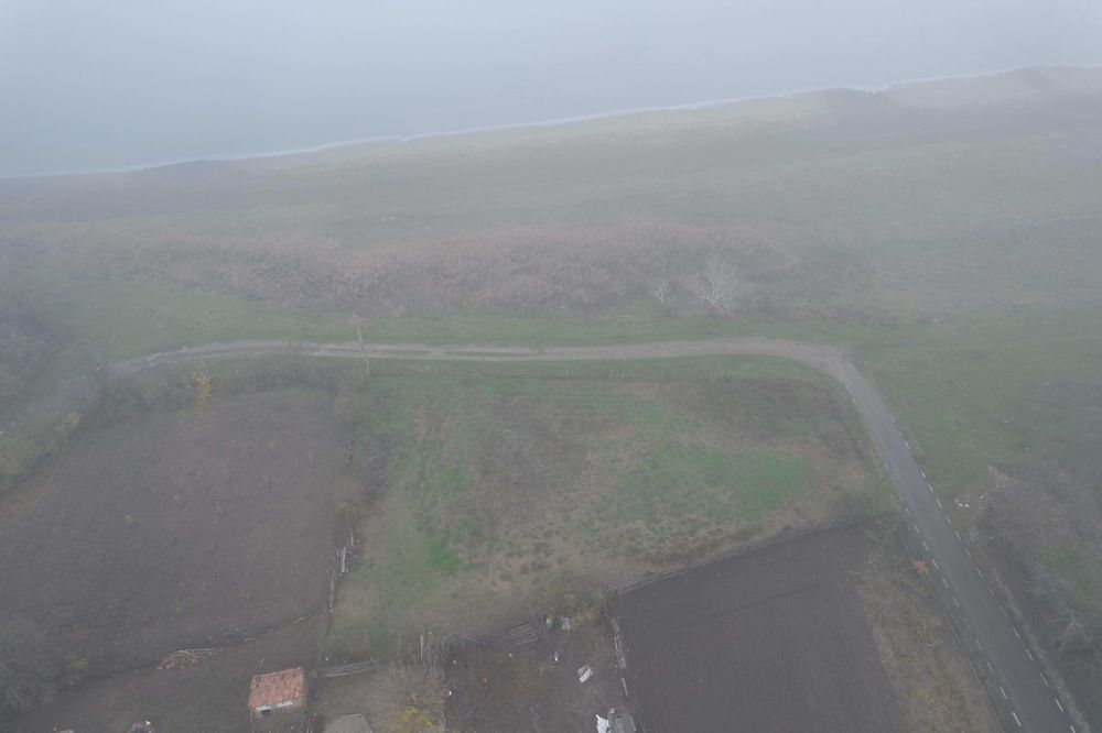 Teren intravilan langa lac, comuna Jilavele, 18 euro/mp