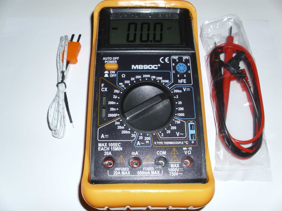 Multimetru digital M890C+, nou