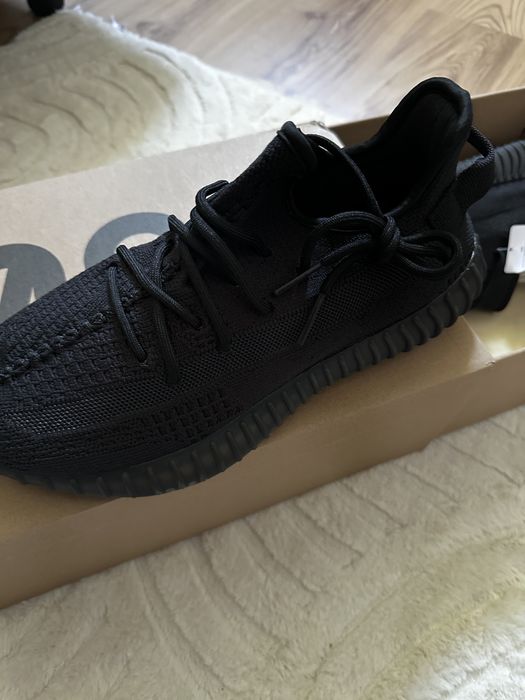 Yeezy 350 Onyx