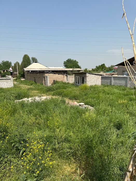 Ер сотилади 5,5 соток. Сотиги 8800$. Кибрай тумани Кипчок махаллисида