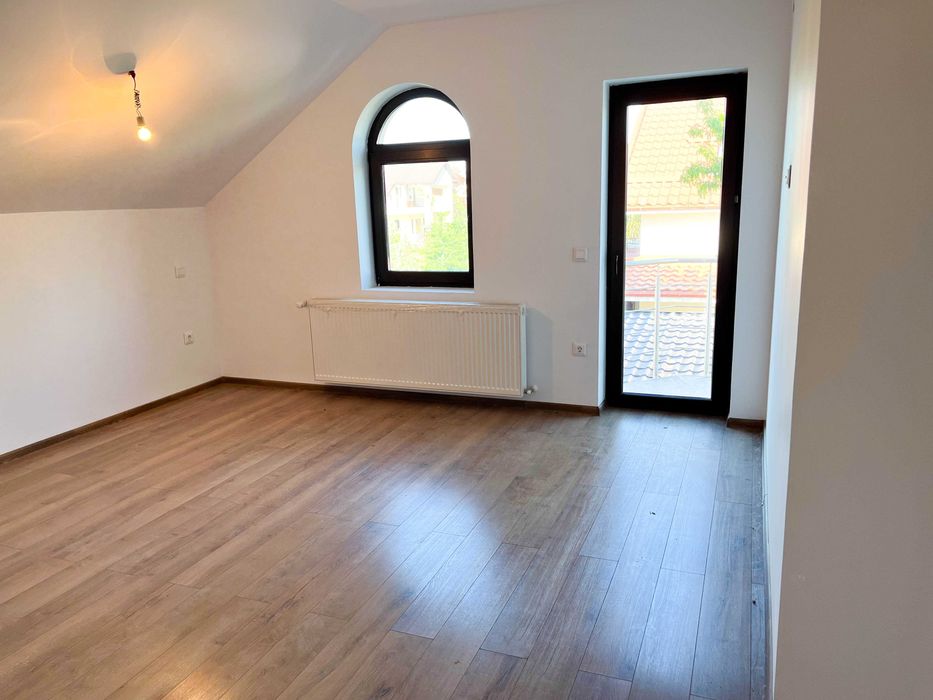 Casá P+1 De vánzare în Páulestii Noi Prahova