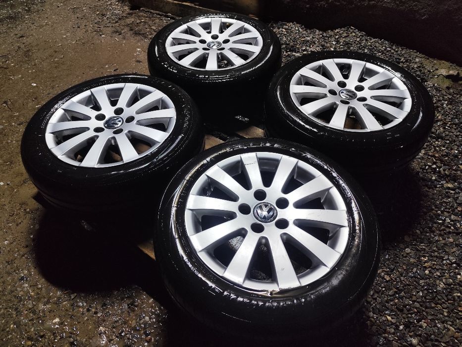 Срочно продам шикарные  диски с шинами в идеале. Диски читые без дефек