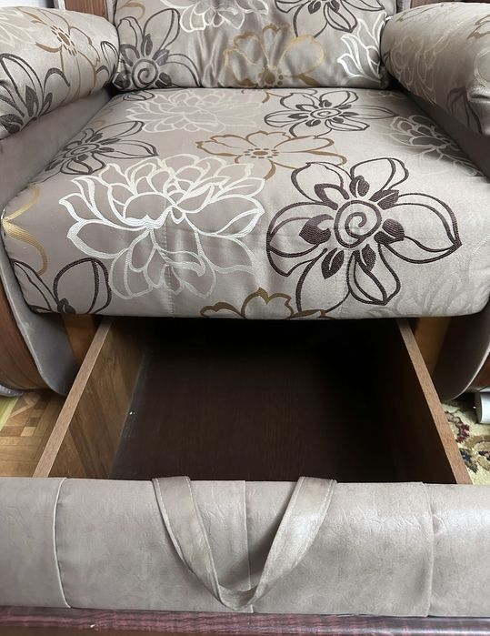 Продаётся кресло