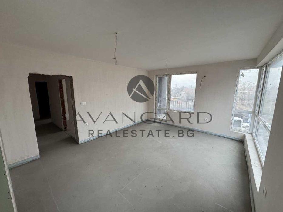 Продава се Тристаен апартамент в Пловдив, Христо Смирненски - 90 кв.м за 788 €/кв.м - Снимка #1