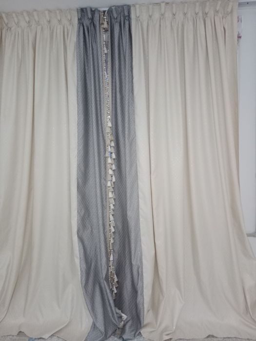 Занавеска отличном состоянии