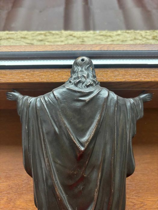 Statuetă cu Iisus Hristos din antimoniu vopsit/marcaj D.S.R/H=25cm/G=1,600kg.