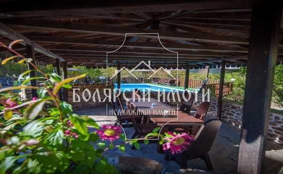 Продава се Къща в с. Хъневци, Област Велико Търново - 360 кв.м за 1857 €/кв.м - Снимка #18