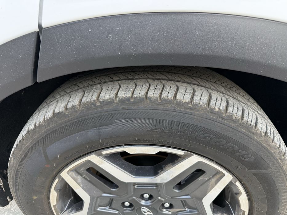 Hunday santafe sotiladi yurgani xalol xamma ishi qilingan sami fuli