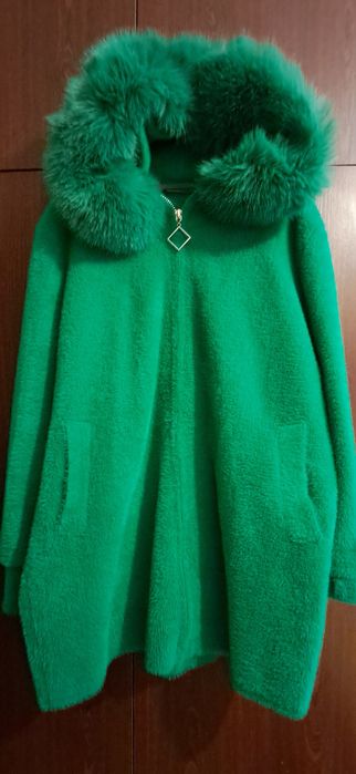 Дамска жилетка с качулка